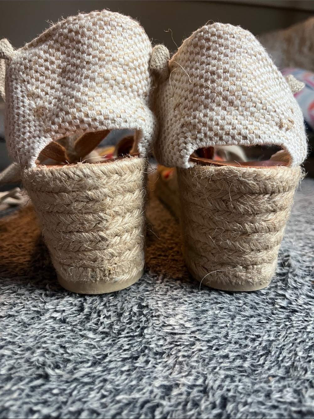 New Andre Assous espadrille Never worn - Picture 10 of 11